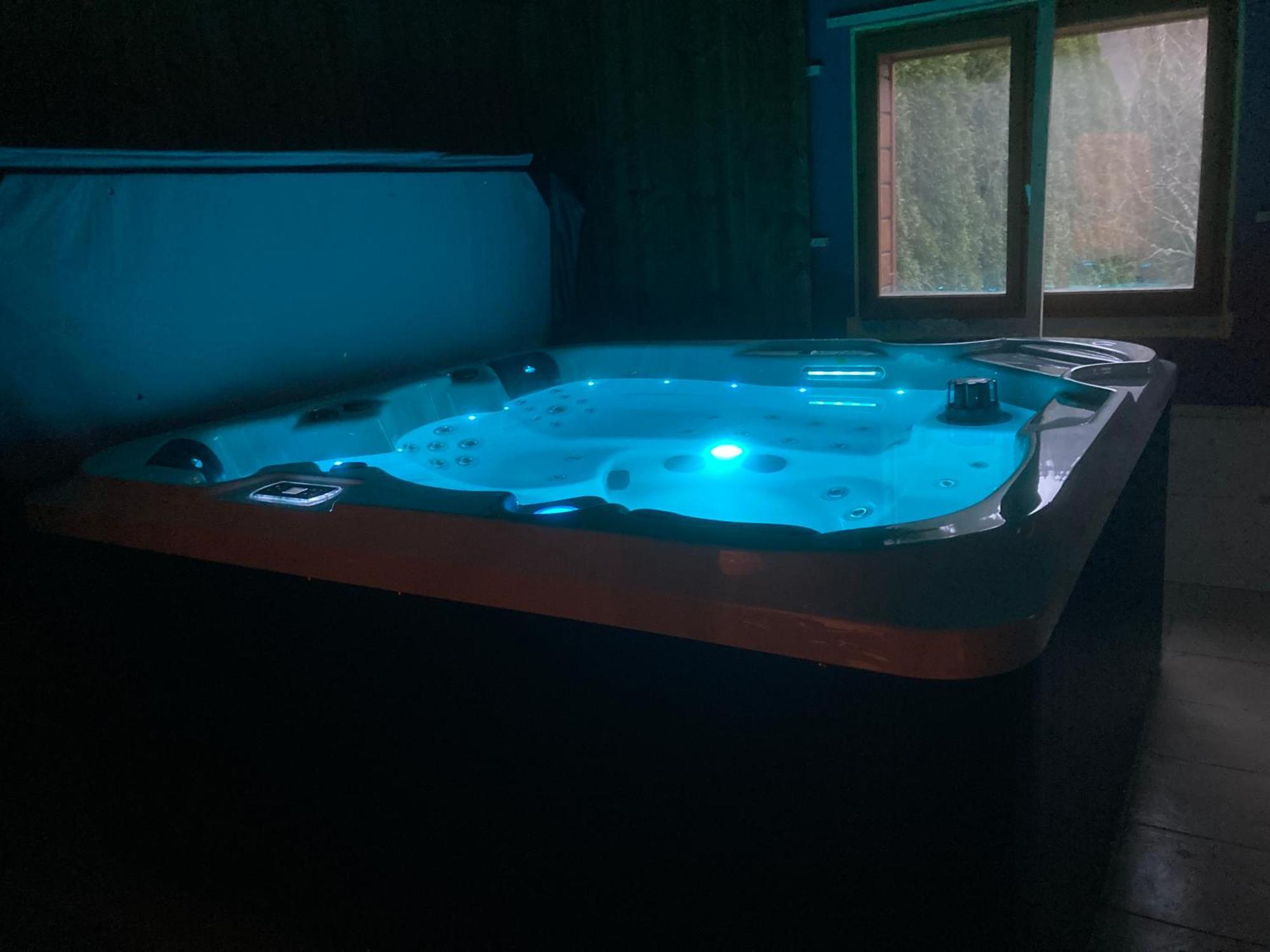 Chalet La Calougeotte, Jardin, Spa Et Sauna Prives Le Menil Exterior photo